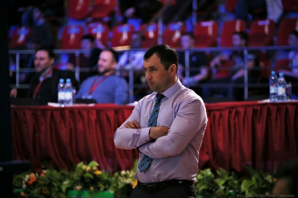 Главный судья чемпионата России по кикбоксингу прокомментировал спорный исход боя