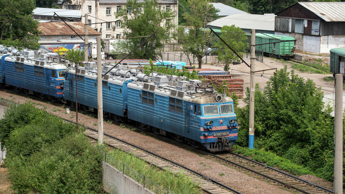 Еще пять ж/д маршрутов возобновится между Казахстаном и Россией с июня