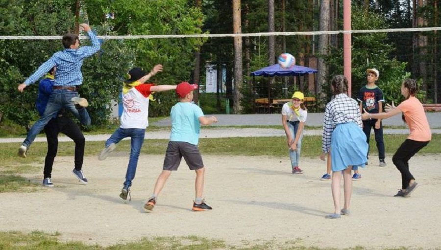 В Якутии откроют более 500 детских летних лагерей
